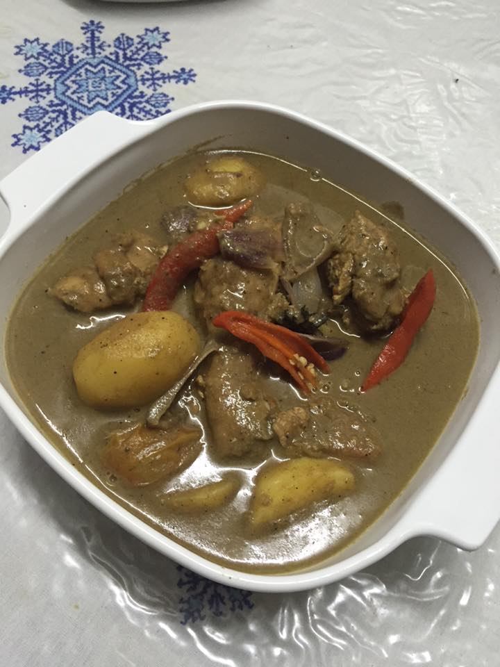 Ayam Masak Kurma Berkerisik Kuah Pekat Berlemak Super Enak Rasa