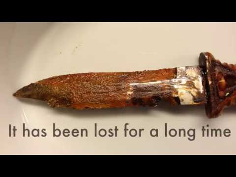 Scuba tips & tricks - Cleaning a rusty dive knife in vinegar