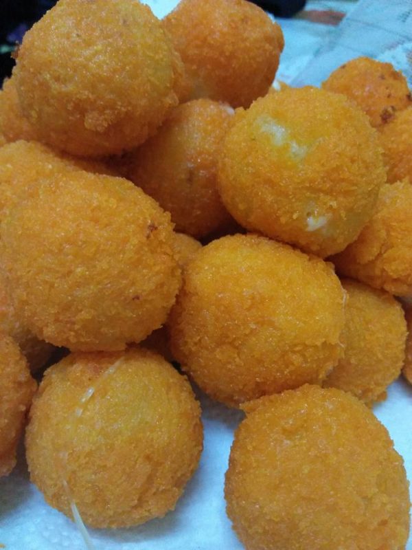 Cara Buat Cheesy Ball, Snek Ringan Untuk Anak Di Musim Cuti