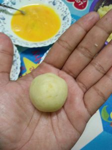 Cara Buat Cheesy Ball, Snek Ringan Untuk Anak Di Musim Cuti