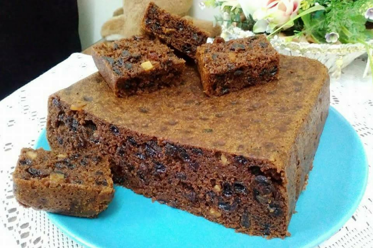 Resipi Kek Buah Kukus Moist Yang Mudah & Terlajak Sedap 