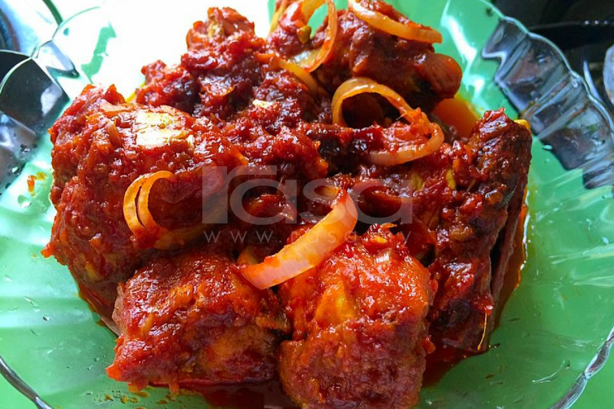 Hidangan Wajib Ayam Masak Merah Kegemaran Keluarga Rasa