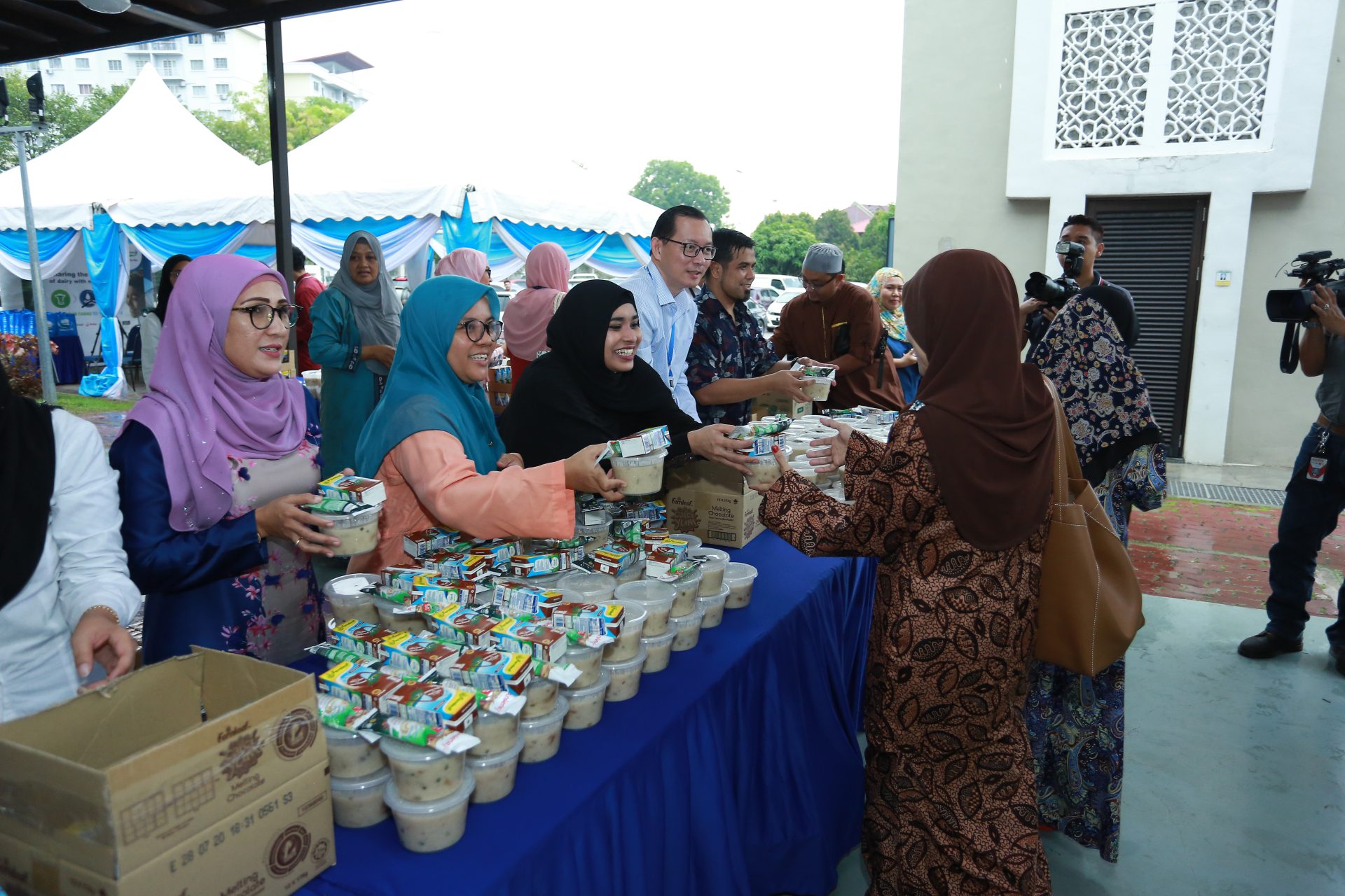 Fonterra Raikan Ramadan Dengan Edar Pek Iftar Penuh Kebaikan Tenusu Kepada Golongan Yang Memerlukan.