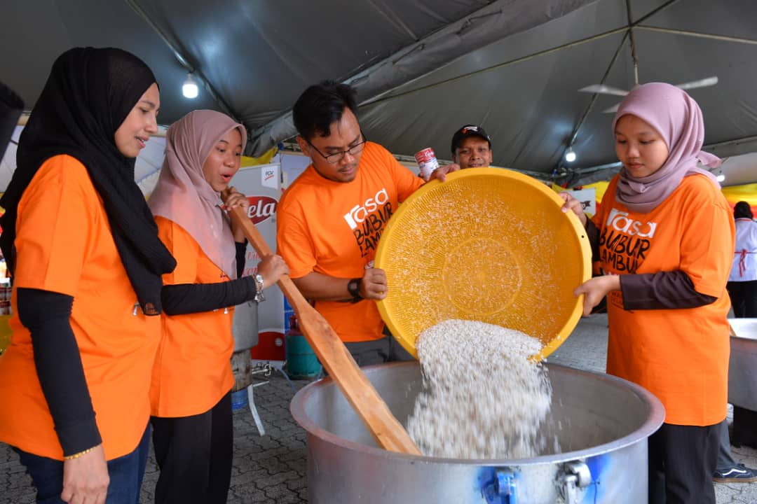 Kemeriahan Majlis RASA Bubur Lambuk Mega Warisan Selangor 2019, Keenakan Dinikmati Bersama