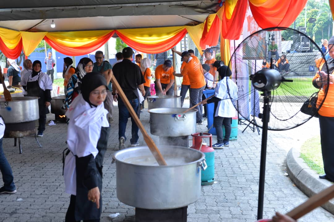 Kemeriahan Majlis RASA Bubur Lambuk Mega Warisan Selangor 2019, Keenakan Dinikmati Bersama