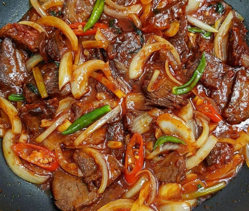Daging Masak Merah, Sedap Dimakan Dengan Ketupat dan Nasi Himpit