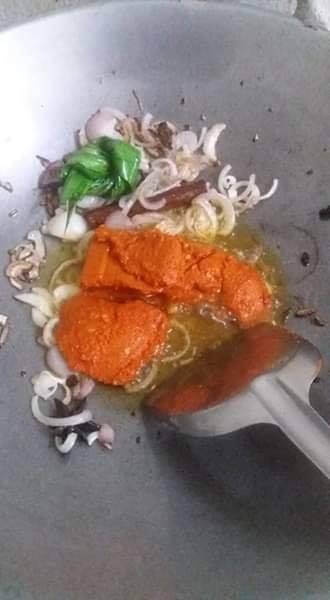 Resipi Mudah Ayam Masak Merah