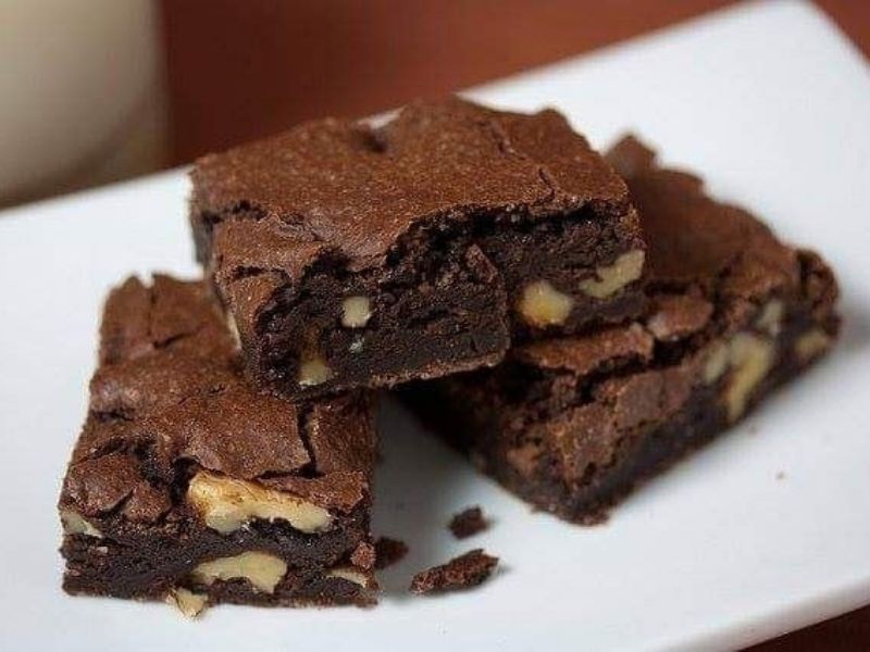 Brownies Cake Chewy Dan Lembab. Wow, Ada Kacang Walnut Pulak Tu&#8230;