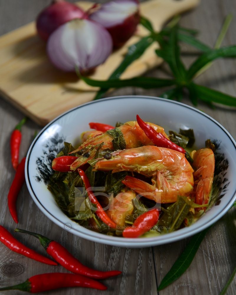 Masak Sotong &#038; Udang Ala Tradisi,  Chef Asma Kongsi Resipi Air Tangannya