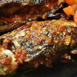 Sedapnya Cencaru Sumbat Pedas, Makan Dengan Nasi Panas