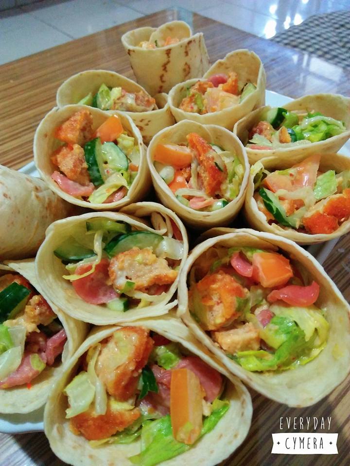 Cara-Cara Buat Chicken Wrap Ala Twister Yang Sangat Sedap.