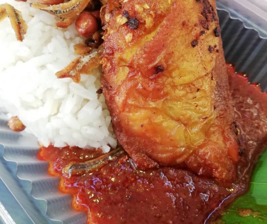 Nasi Lemak Sara Meletops, Kelainan Pada Sambal Tumisnya