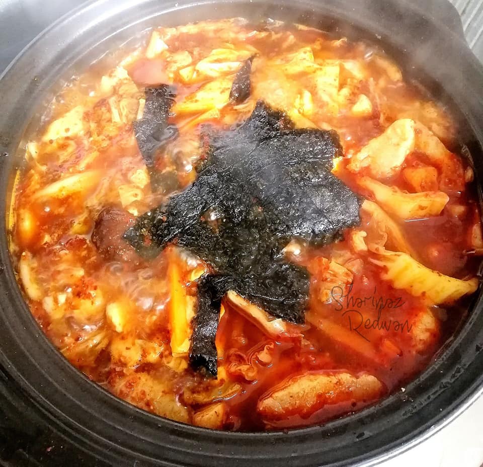 Cara Masak Sup Jjamppong Korea Yang Sedap Guna Bahan Halal.