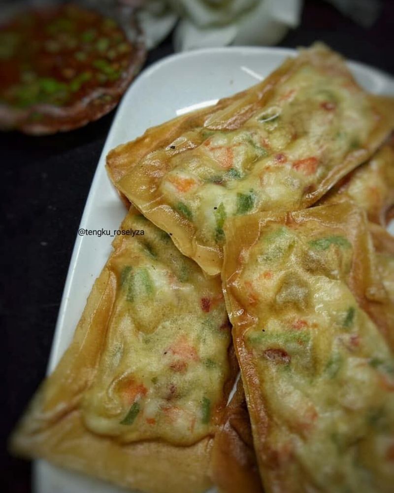 Pancake Popia Kpop Berinti Udang, Eh Kpop … Layan Aje Citarasa Anak Muda .