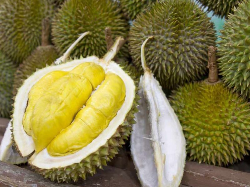 Penggemar Durian, Ini Tip Senang Hilangkan Baunya Yang Degil Tu.