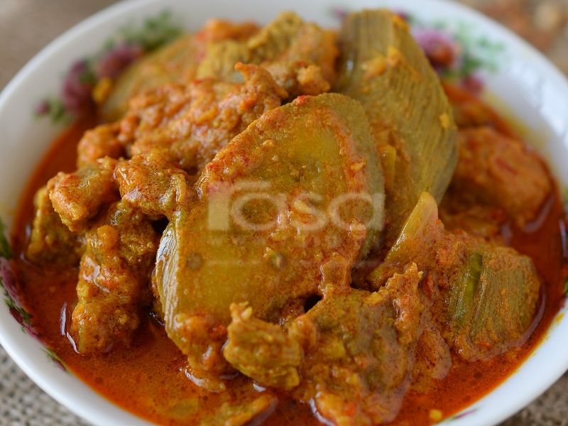 Gulai Nangka & Babat Atau Kari Pisang Muda & Daging? Mana Satu Pilihan Korang.