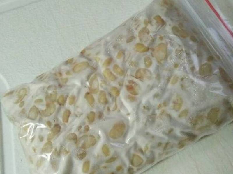 Bau, Pegang dan Teliti, Cara  Pilih Tempe Segar & Petua Simpannya