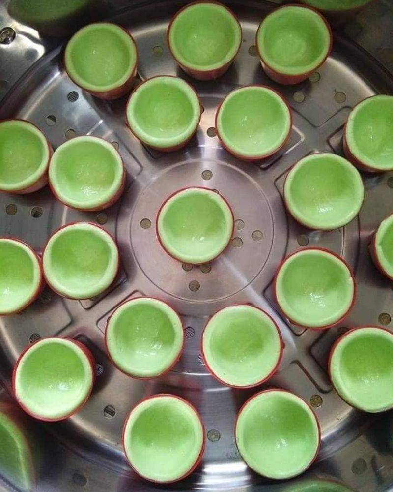 Kuih Telaga Emas… Pencuci Mulut Kenyal Di luar & Lembut Di Tengah.