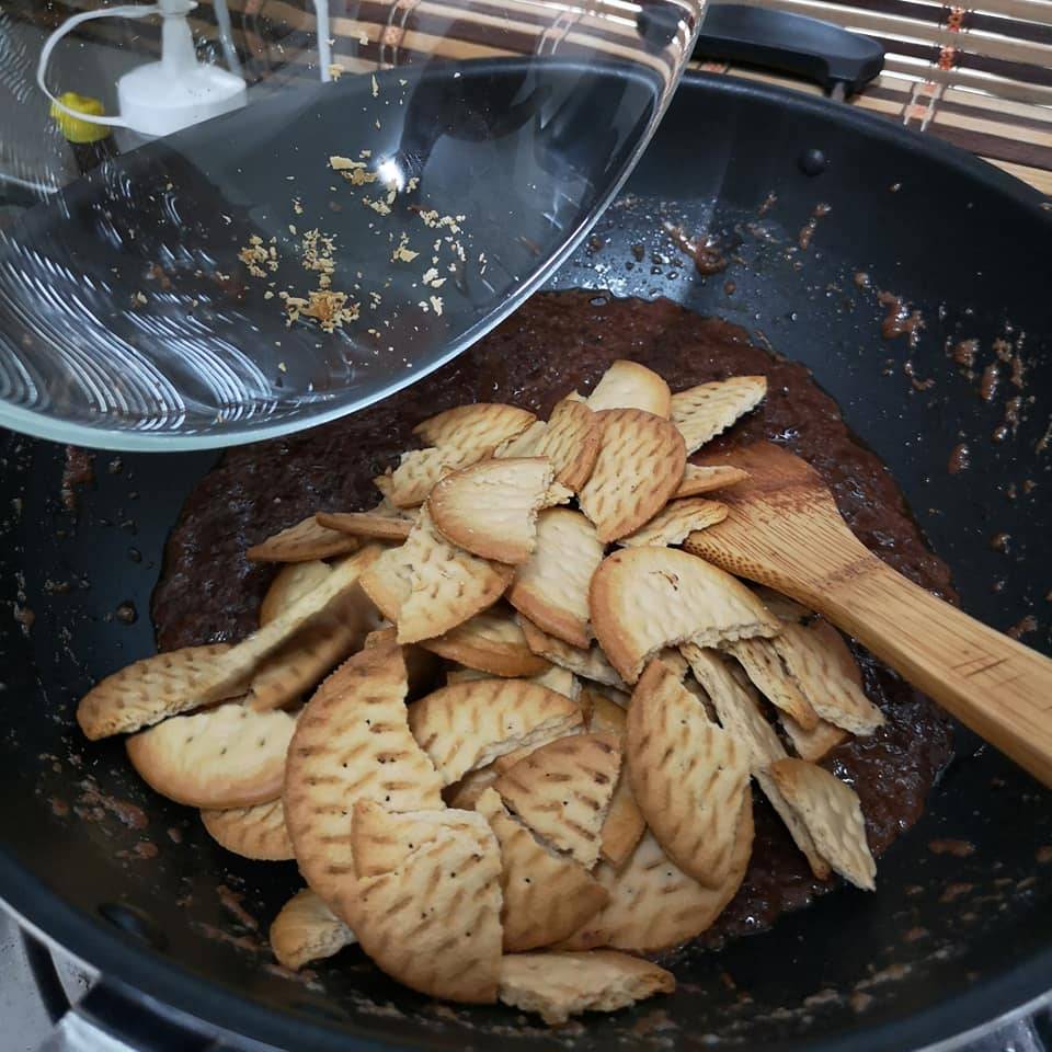 Resipi Viral Kek Batik Indulgence Yang Sedap & Mudah Dihasilkan.
