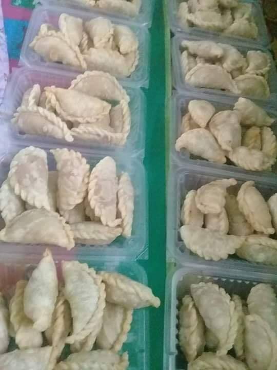 Cara Buat Kulit Karipap Sedap & Rangup Walau Dah Sejuk
