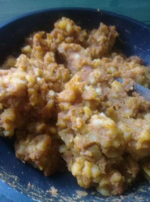 Cara Buat Kulit Karipap Sedap & Rangup Walau Dah Sejuk