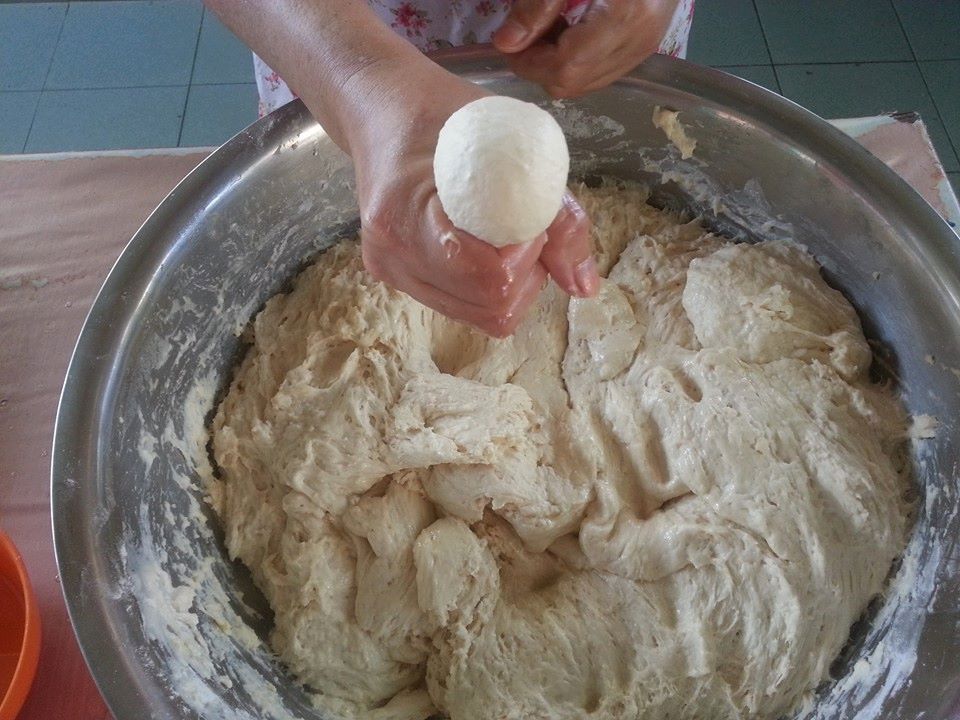 Resipi Buat Donat Gebus Gebas Untuk 2 Kg Tepung, Boleh Buat Bisnes Ni.