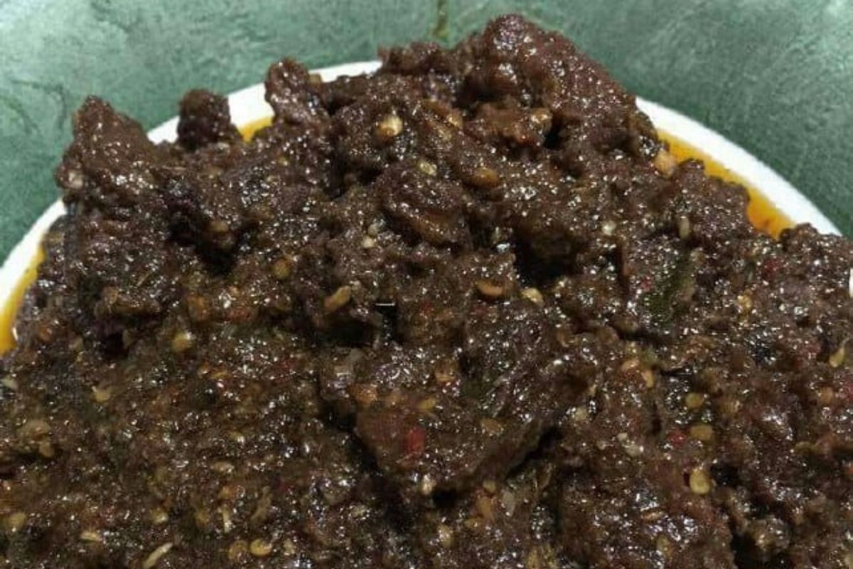 Daging Masak Hitam, Manis Pedas Menyelerakan