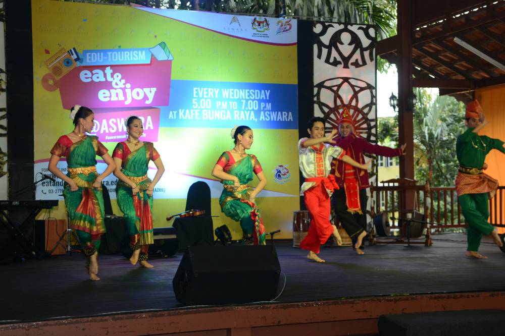 Jom Makan Sambil Berhibur di Eat & Enjoy @ASWARA