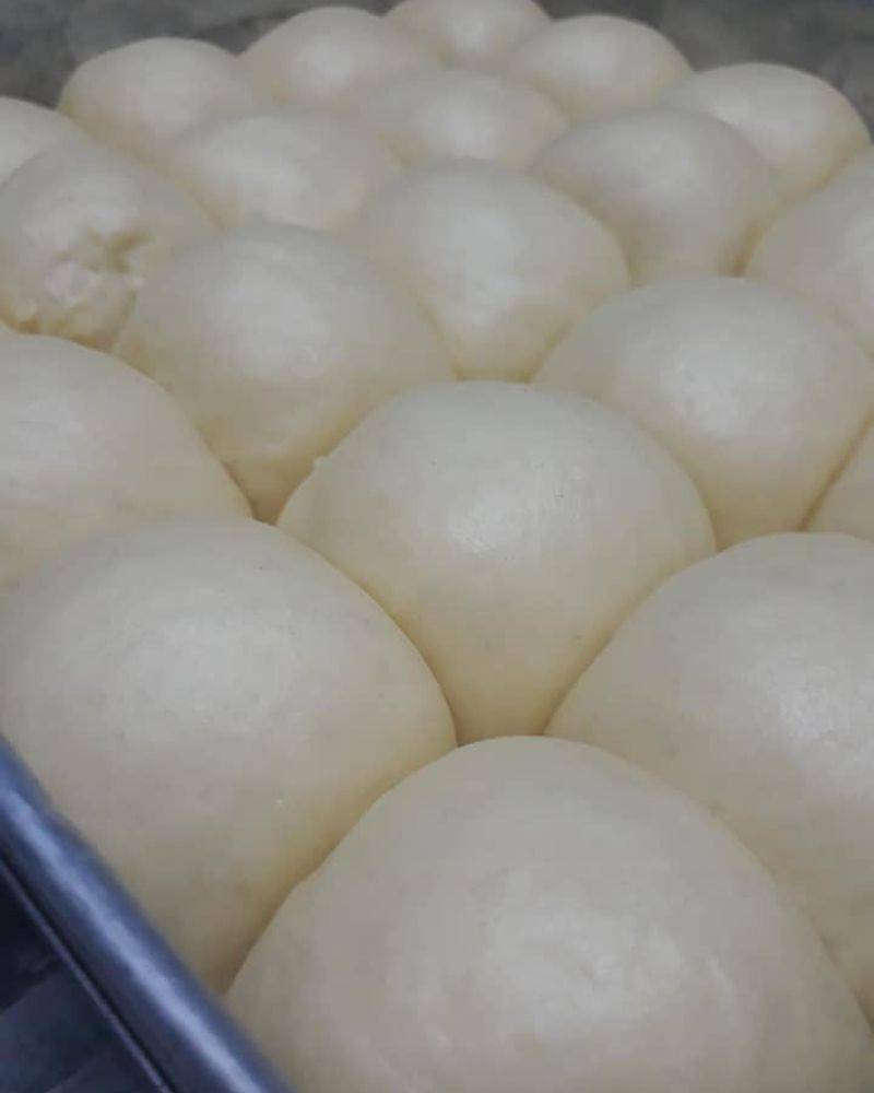 Roti Kampung Ibu Mertuanya Usia 74 Tahun, Uli Guna Tangan Aje…Gebunyaa.