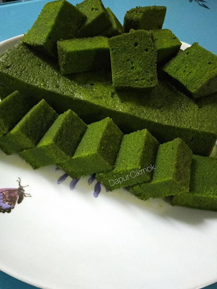 Resipi Kek Lumut Kukus Sedap, Gebu & Super Lembut