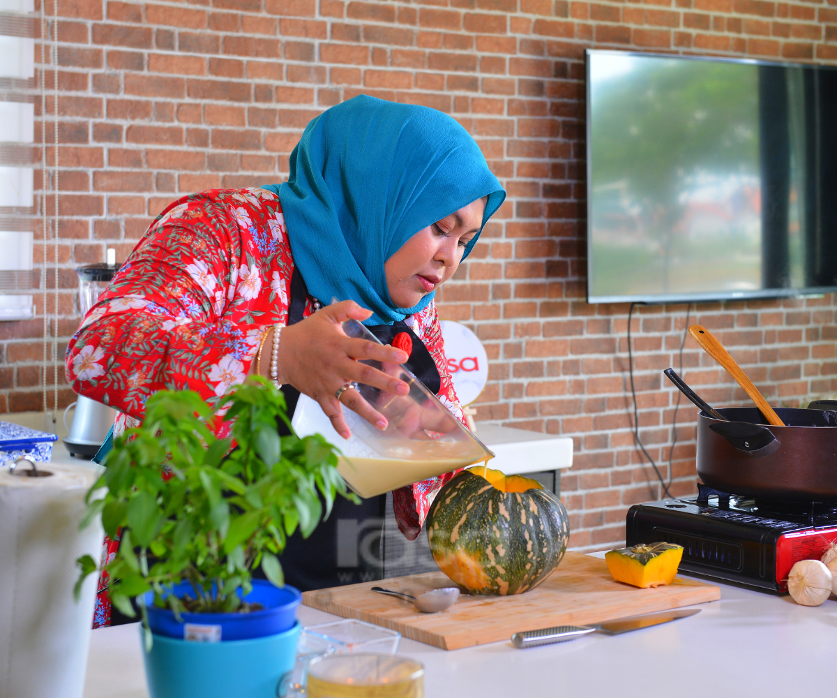 Dapur Rasa: Campak-Campak Jadi Episod 1 &#8211; Resipi Yee Mee Goreng Cendawan &#038; Sekaya Labu Pulut.