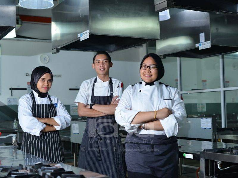 Salmon En Croute… Rapuh Di Luar, Berjus Di dalam.