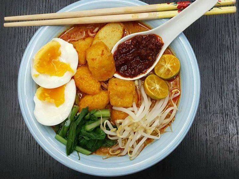 Mi Kari Masak Stail Cina, Slurrrpph… Memang Padulah Rasa Karinya