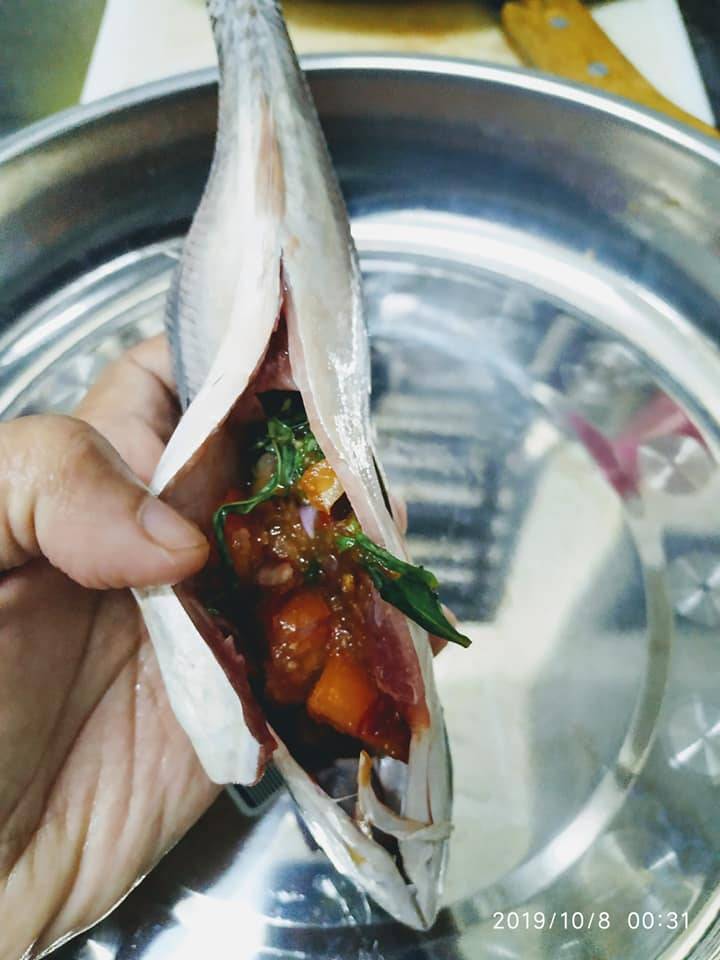 Resipi Ikan Cencaru Sumbat Sambal Daun Kesum Yang Sangat Sedap & Mudah