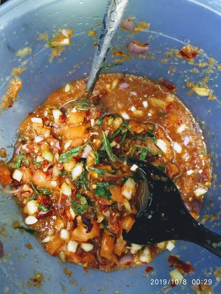 Resipi Ikan Cencaru Sumbat Sambal Daun Kesum Yang Sangat Sedap & Mudah