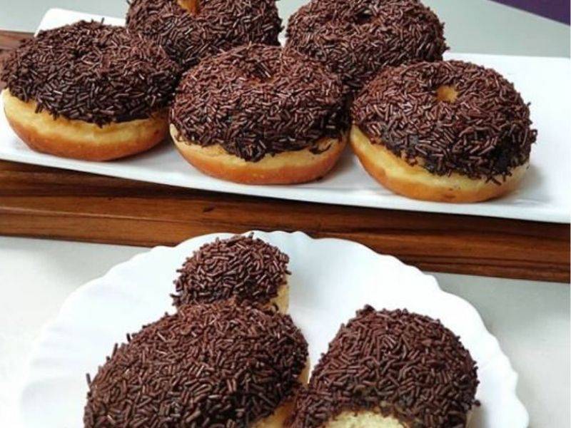Donat & Pisang Crepe Bercoklat, Sedap & Senang Buat.