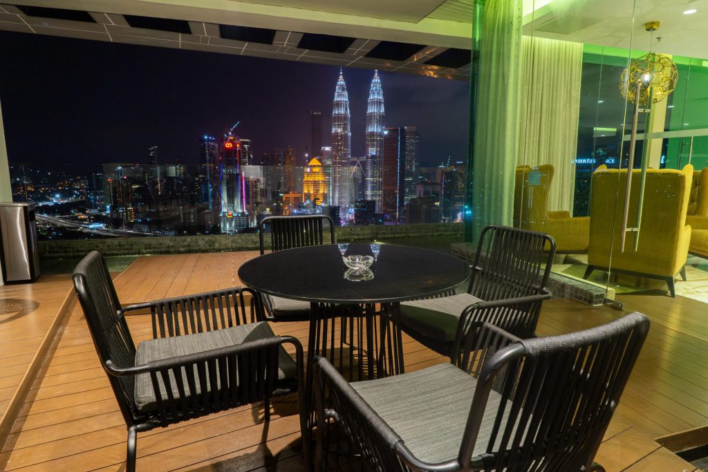 Mewah Dan Sedap ‘Nasi Dulang’ Jadi Tarikan Utama Ke Tamu Hotel & Suites.