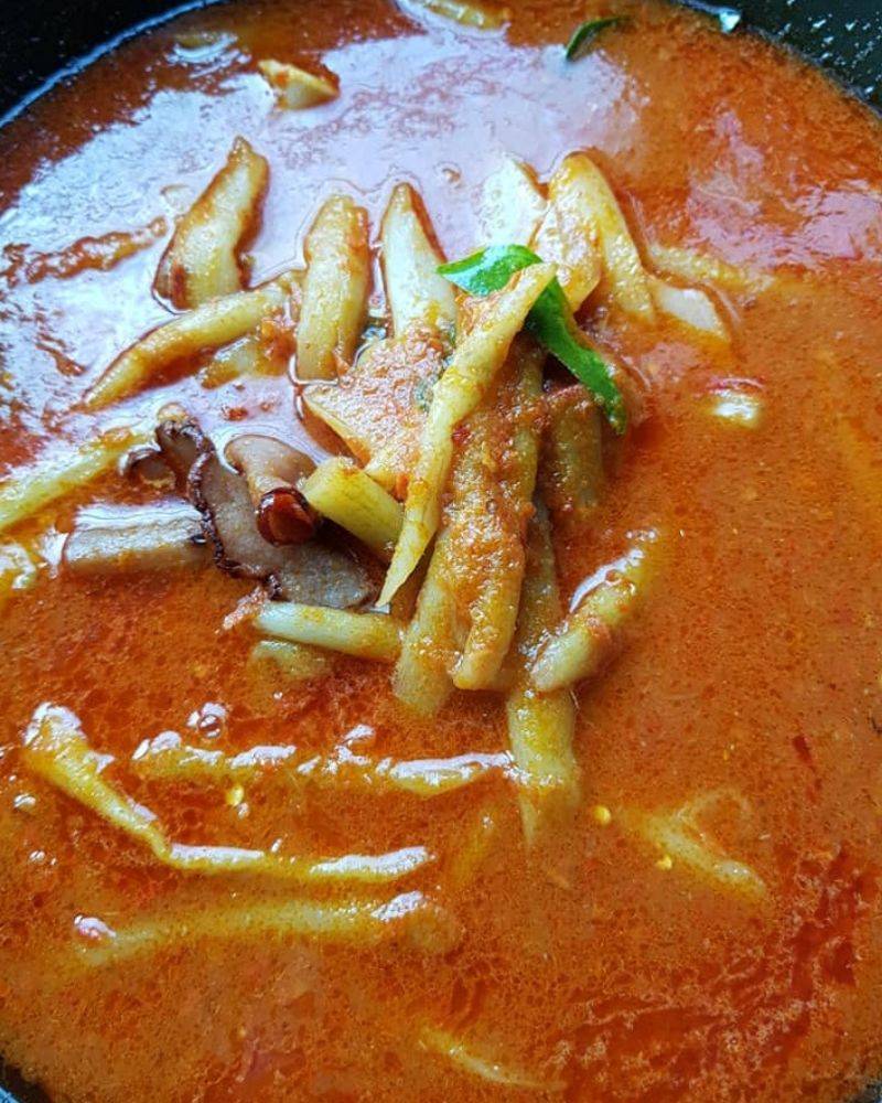 Asam Pedas Batang Keladi Sedap Meraung,Resipi Ni Tak Gatal Tekak