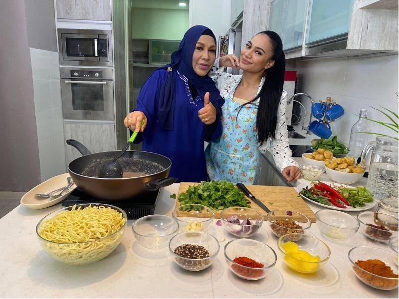 Sedap Wei Mi Kari Udang Galah Kilafairy Masak Sama Mamanya Ni.