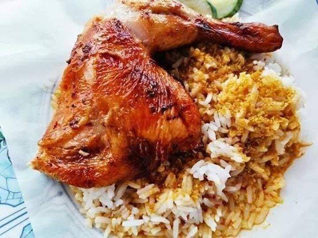 Ayam Panggang Pasu FRD, Menu Luar Biasa Tapi Sedap