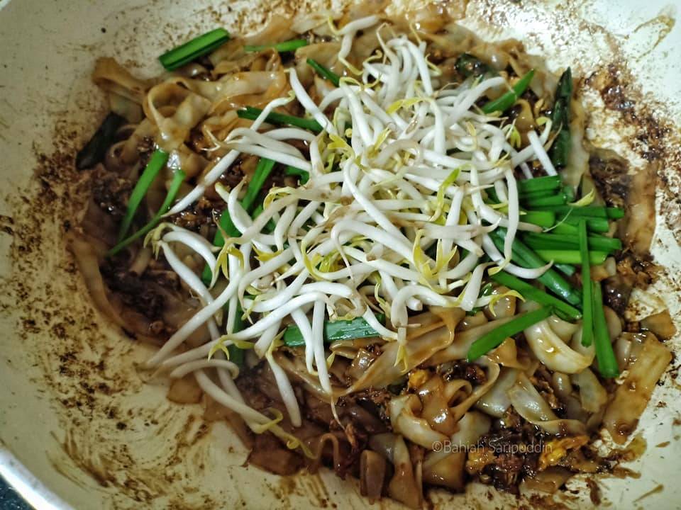 Cara Masak Kuetiau Goreng Ringkas Sedap, Mudah & Tak Hancur.