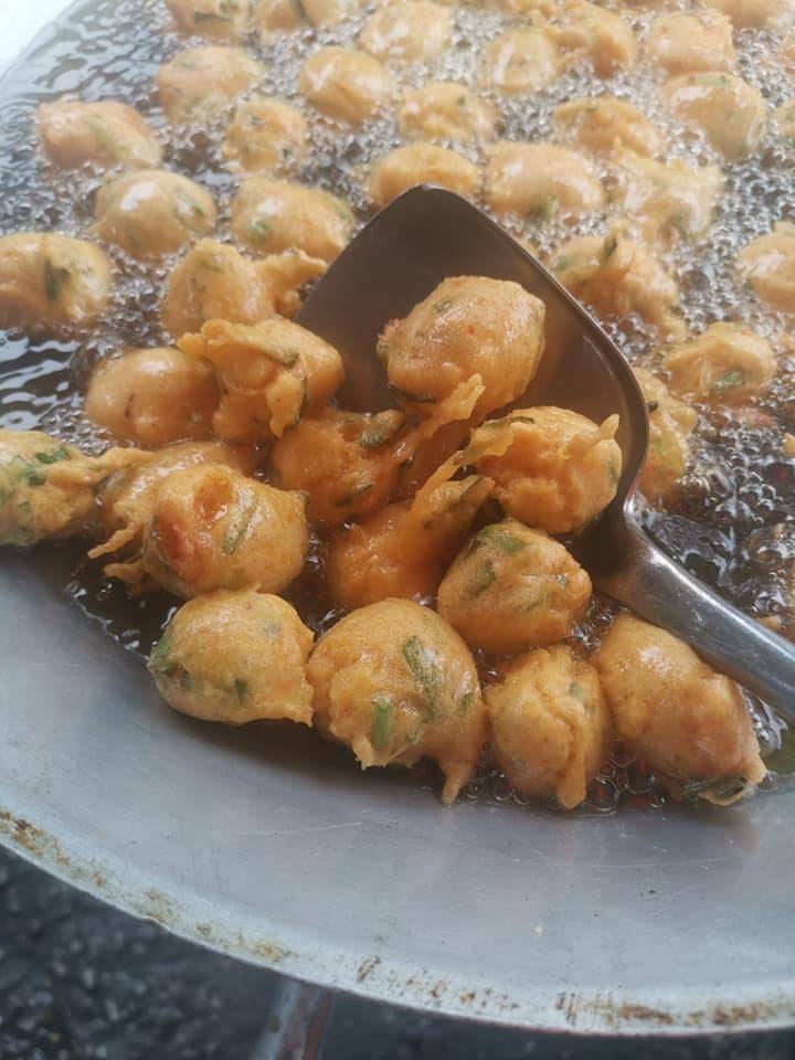 Resipi Cucur Kucai Udang Mudah & Sedap Sukatan 1 Kg Tepung.