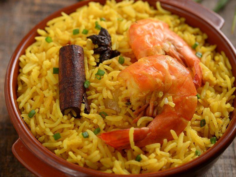 Masak Sendiri Nasi Kunyit, Lauk Daging Kerisik & Udang Jintan
