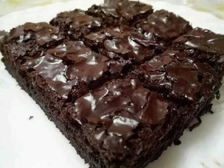 Lelaki Ini Kongsi Tip Mudah Buat Brownies Kedut