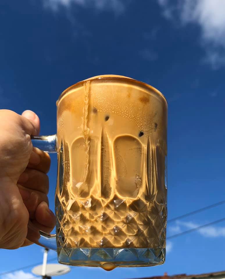 Dalgona Latte Viral Yang Sedap & Boleh Buat Sendiri Di Rumah.