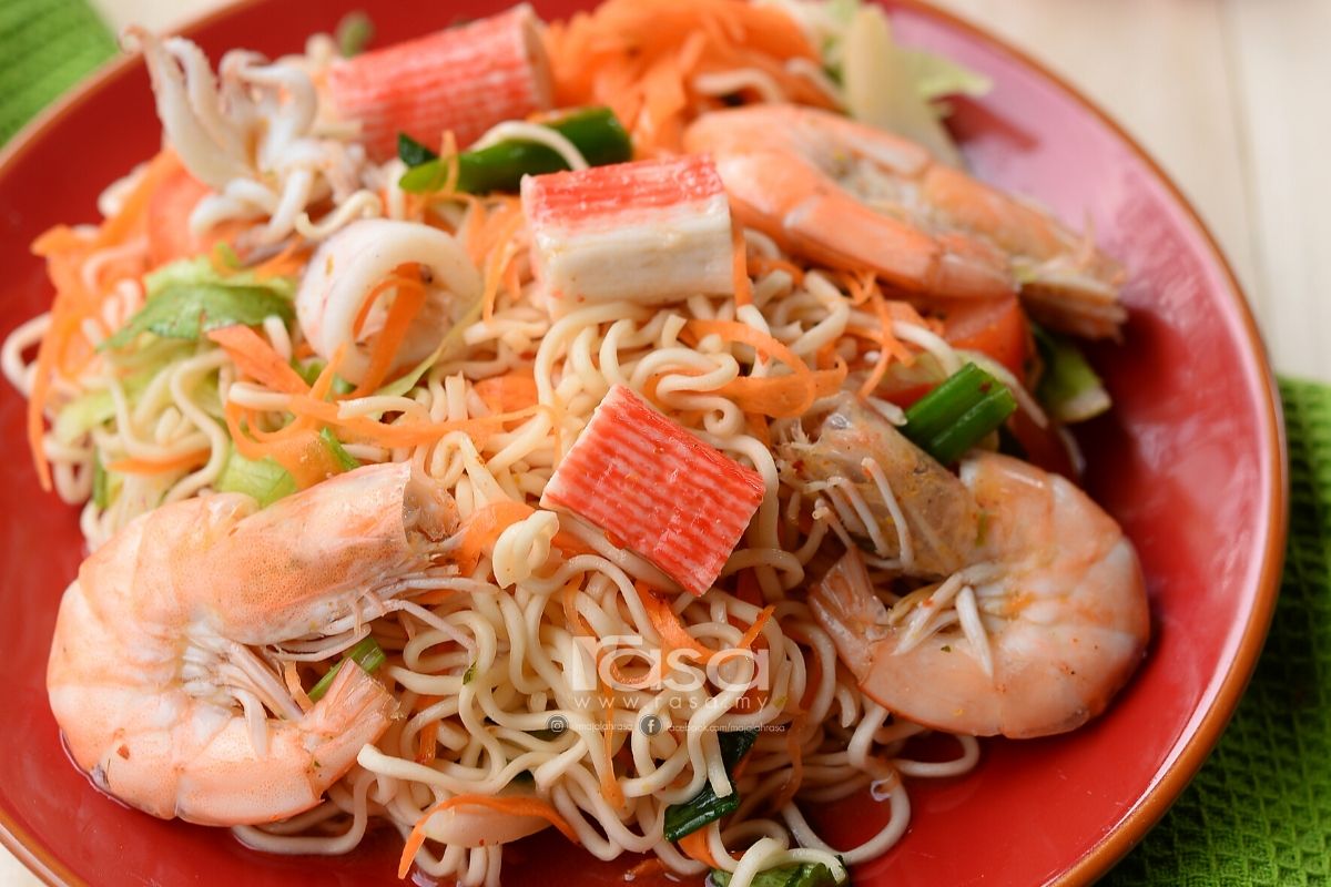 Kerabu Maggi, Sedap Untuk Minum Petang