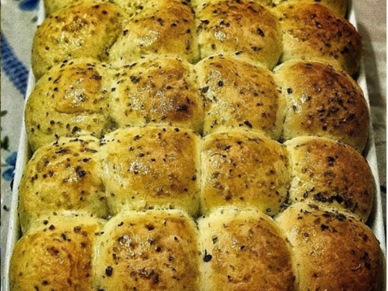 Roti Parker House Rolls Gebu Untuk Sarapan