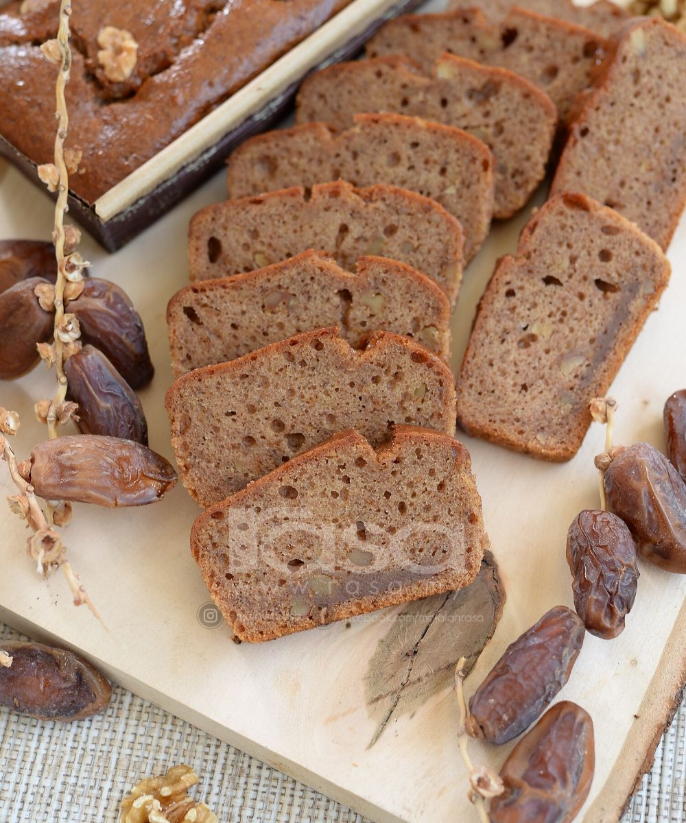 Kek Kurma Walnut, Tetap Sedap Lembut Tanpa Telur