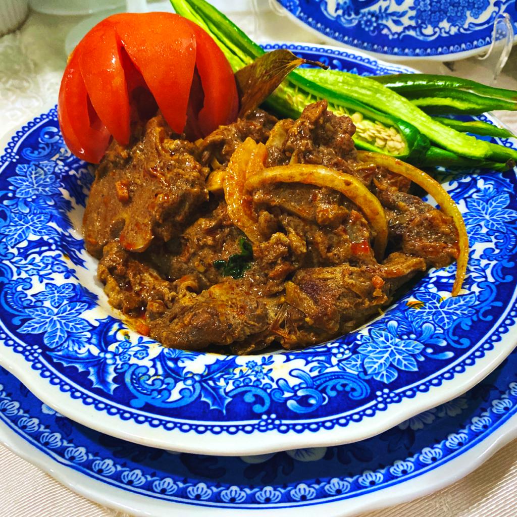 Kambing Masala Kashmir,Ayam Bawang Berempah & Daging Hitam Manis Menu Enak Di Aidilfitri