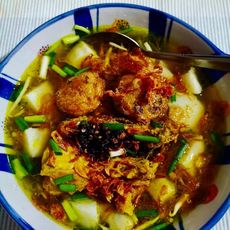 Soto Ayam Makan Sampai Menghirup Kuah